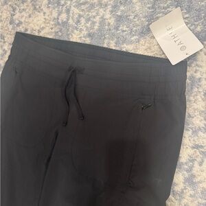 Women’s Black Capri Jogger Pants